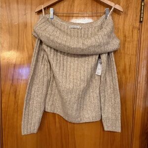Abercrombie & Fitch Off-Shoulder Sweater in Tan